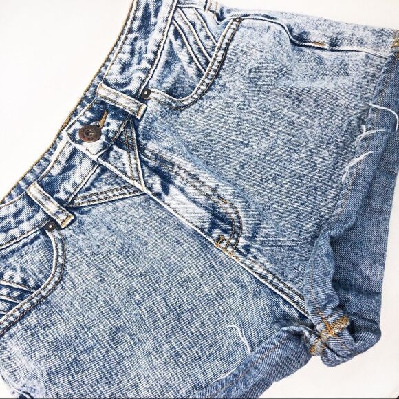 Bullhead Denim Mom Shorts Sz 3 - Picture 2 of 11